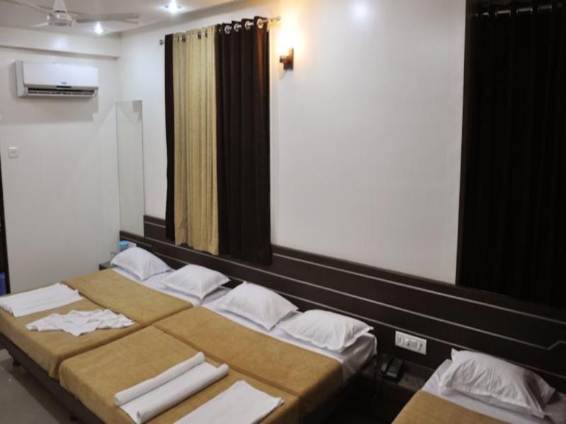Hotel Sai Govind Shirdi Eksteriør billede